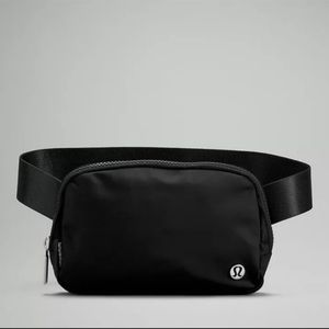 NWOT Lululemon Crossbody Bag